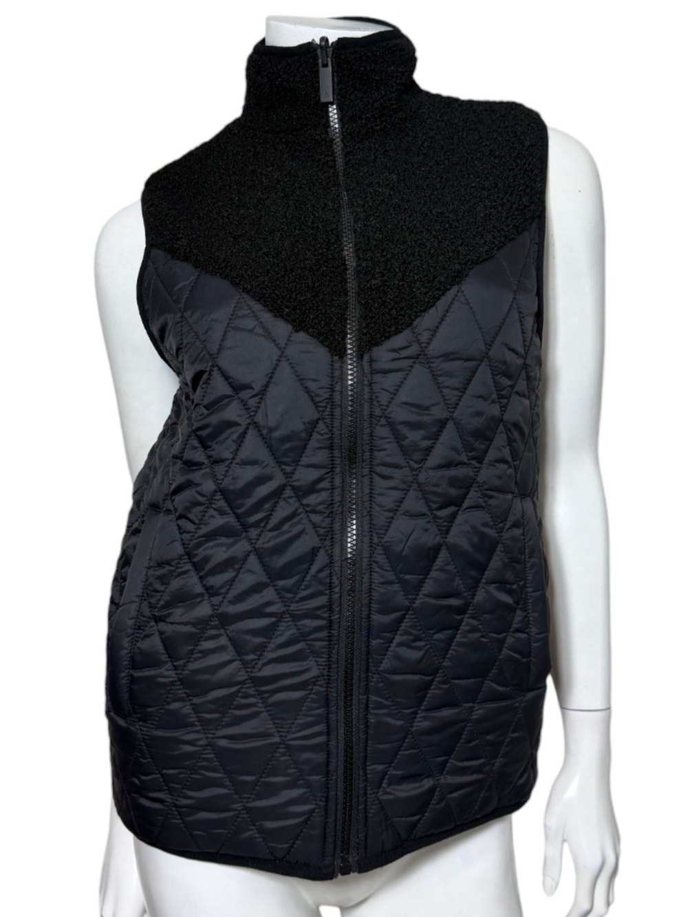 ALALA Reversible Ski Vest Black Black Sherpa Quilted Puffer Sz XS $185